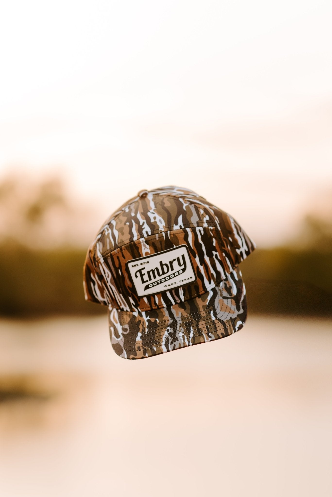 Ranch 6 - Panel "Retro" Trucker - Lago Vista Golf Carts