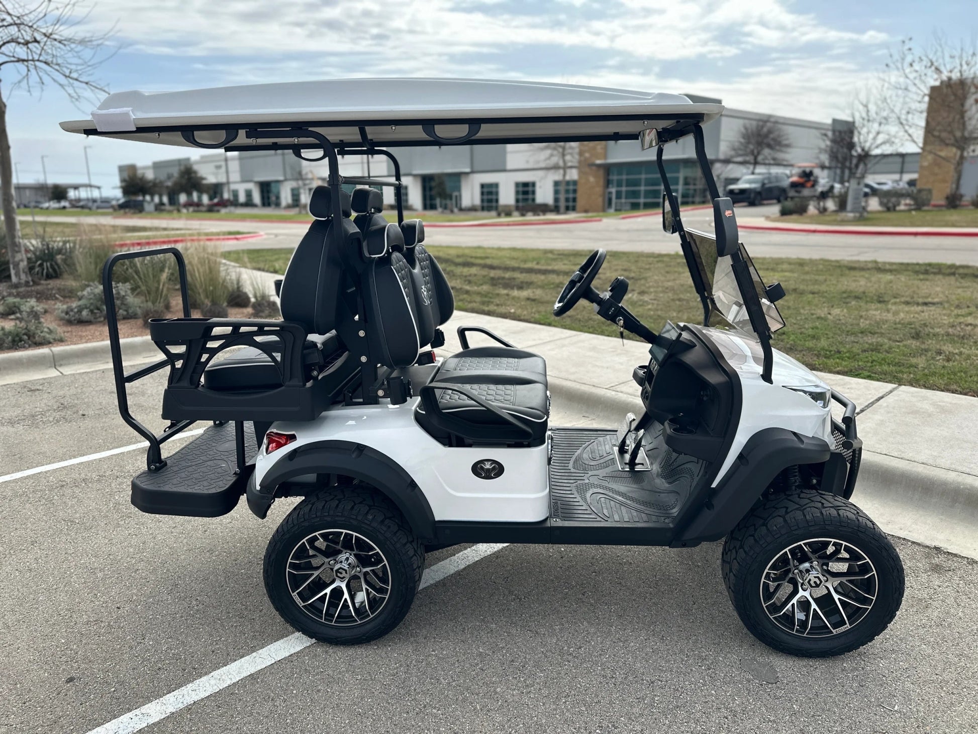 Venom Strike 4 (2+2) Golf Cart, White with Black seats - Lago Vista Golf Carts
