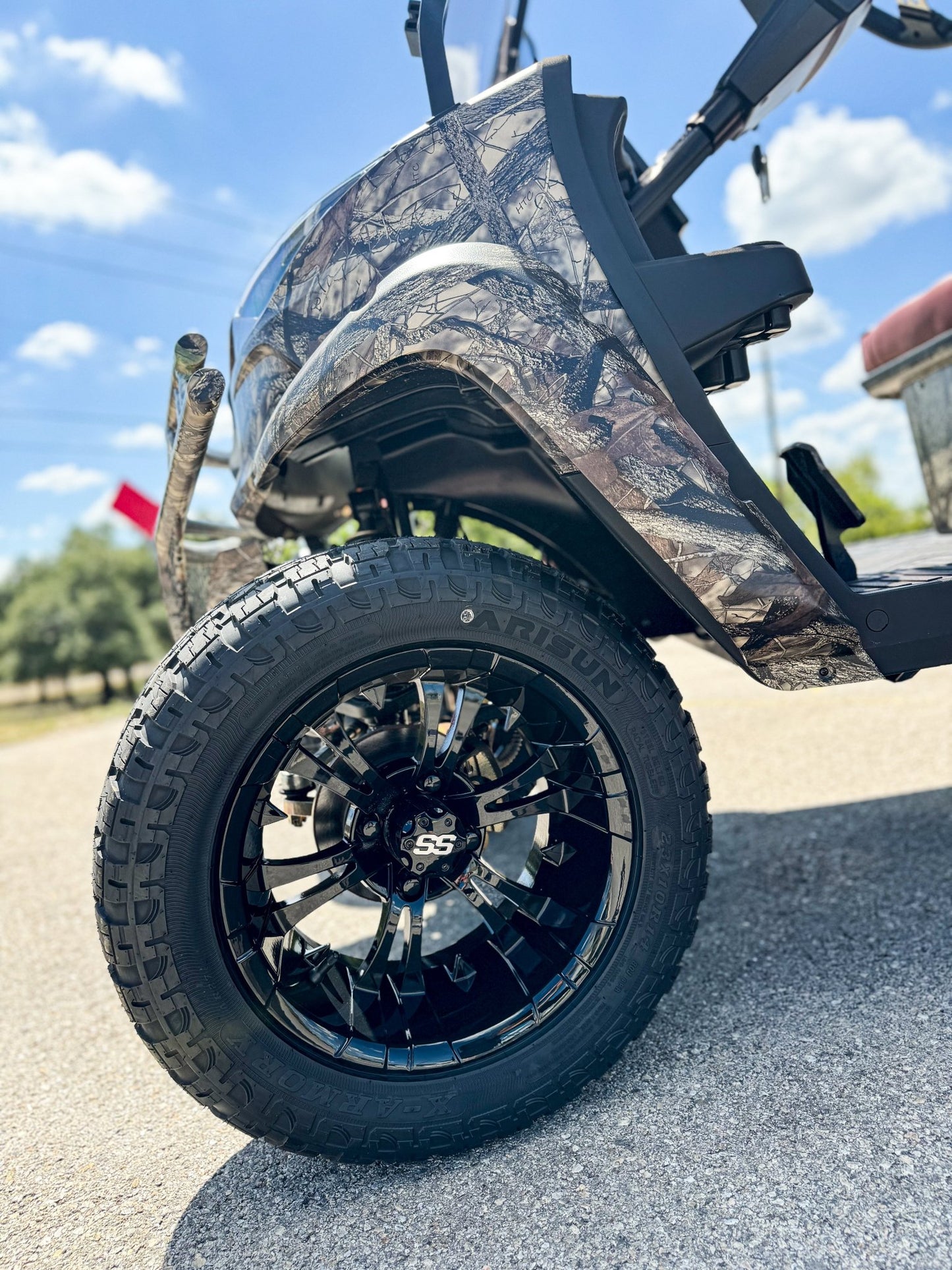 Venom Strike 4 Forward Facing Golf Cart, Lifted, Camo with Brown Seats - Lago Vista Golf Carts